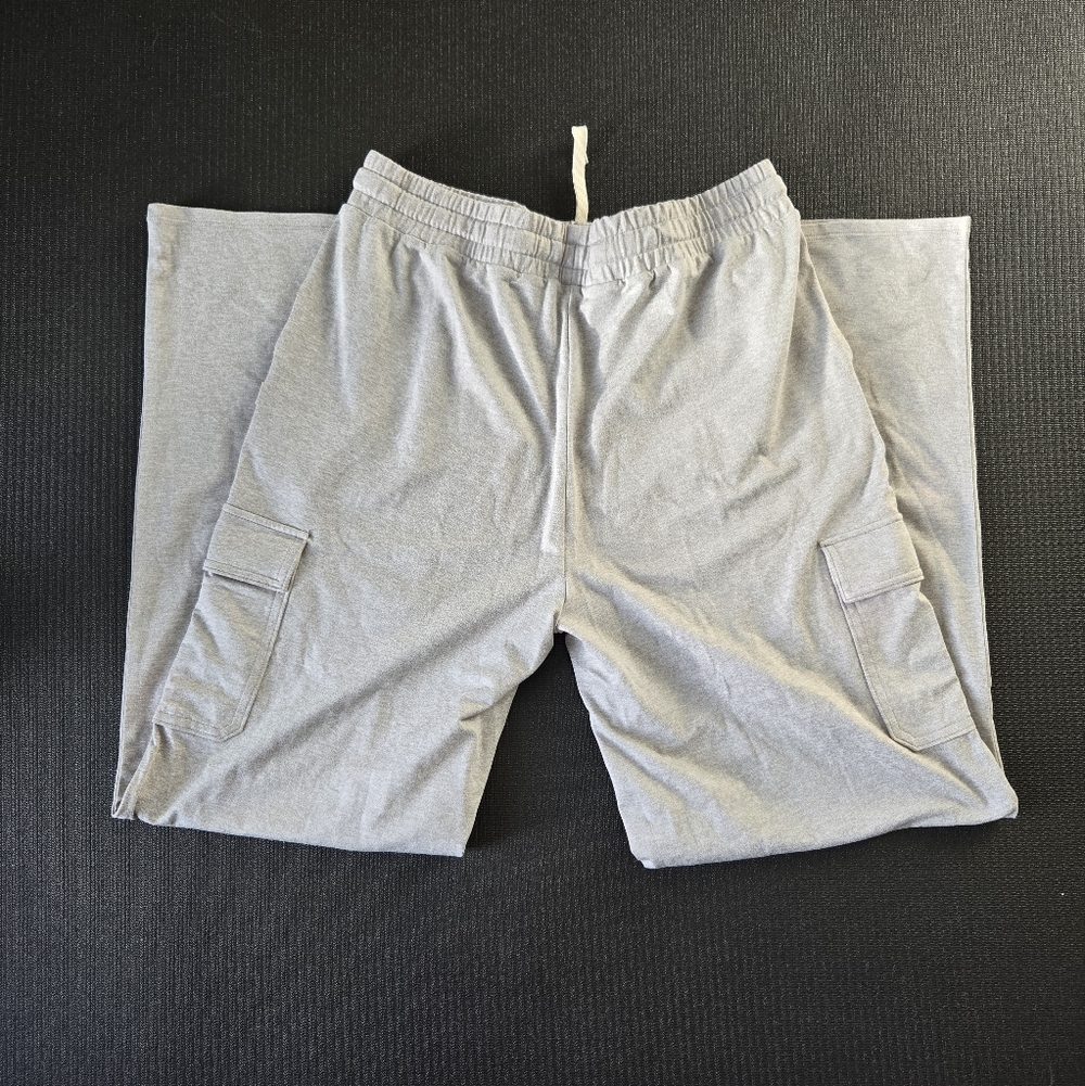 Gray Cargo Shorts - image 2